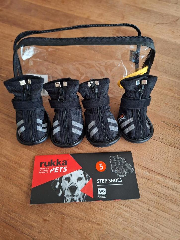 Nieuwe rukka hondenschoen Step shoes maat 5, Dieren en Toebehoren, Hondenkleding, Nieuw, Hondenschoenen, Ophalen of Verzenden