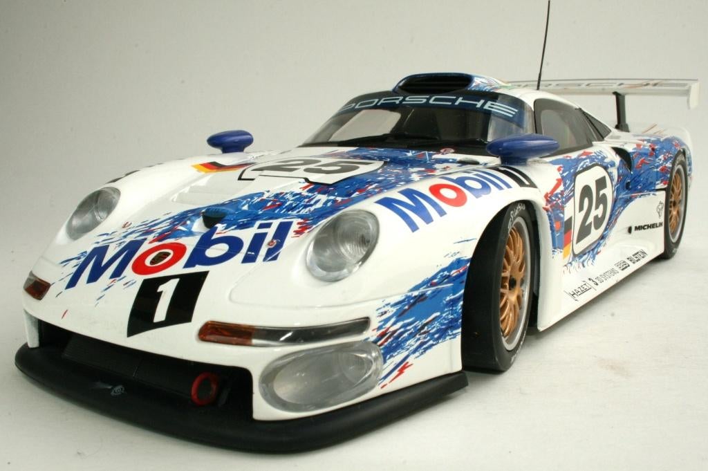 UT 1/18 Porsche 911 GT1 - Le Mans 1996, Hobby en Vrije tijd, Modelauto's | 1:18, Ophalen of Verzenden, Nieuw, Auto, UT Models