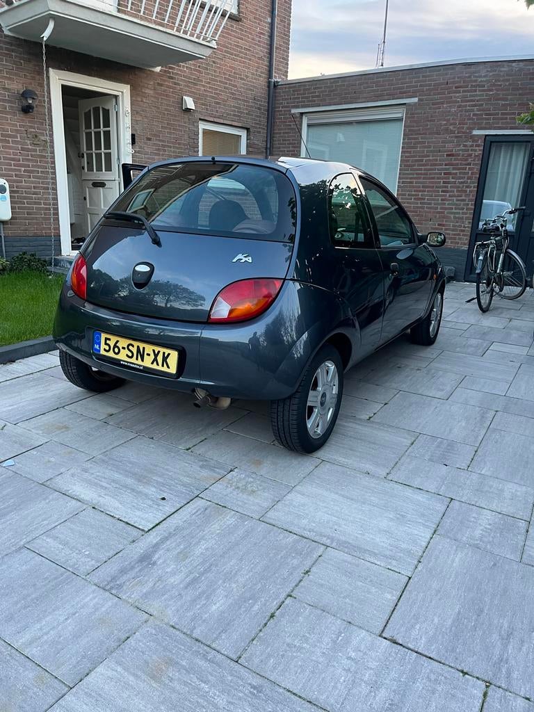 Ford Ka 1.3 I 51KW 2006 Groen, Auto's, Voorwielaandrijving, 1299 cc, 15 km/l, 31 €/maand
