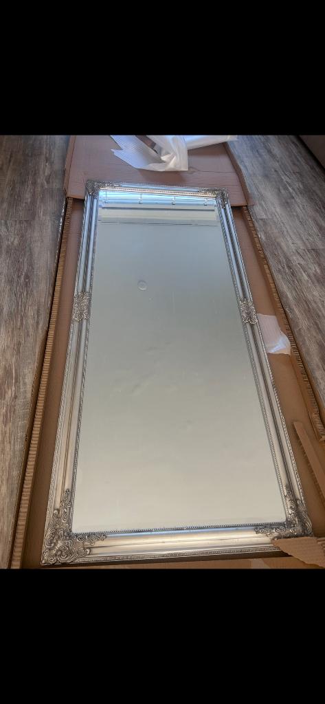 Spiegel te koop, Huis en Inrichting, Woonaccessoires | Spiegels, Ophalen of Verzenden, Zo goed als nieuw, Rechthoekig, Minder dan 100 cm