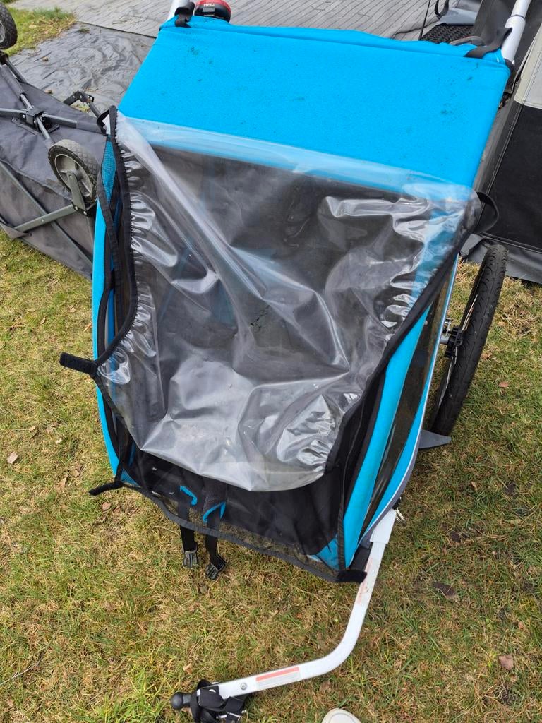 Thule fietskar met Melia babyschaal, Fietsen en Brommers, Fietsaccessoires | Aanhangers en Karren, Ophalen, Gebruikt, Opvouwbaar