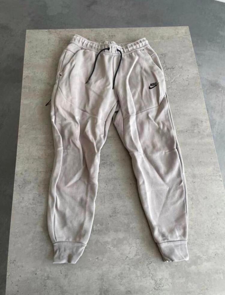 Nike Tech Fleece Broek (S), Beige, Nike, Nieuw, Ophalen of Verzenden