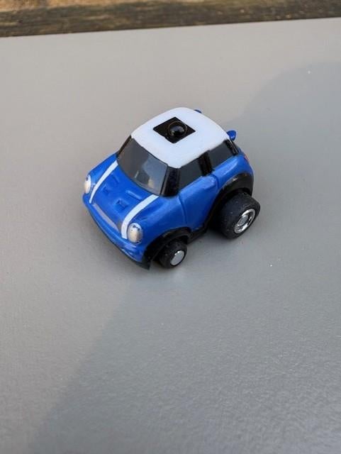 Merkloos Mini Cooper funny car RC piepklein, Ophalen of Verzenden, Gebruikt, Auto