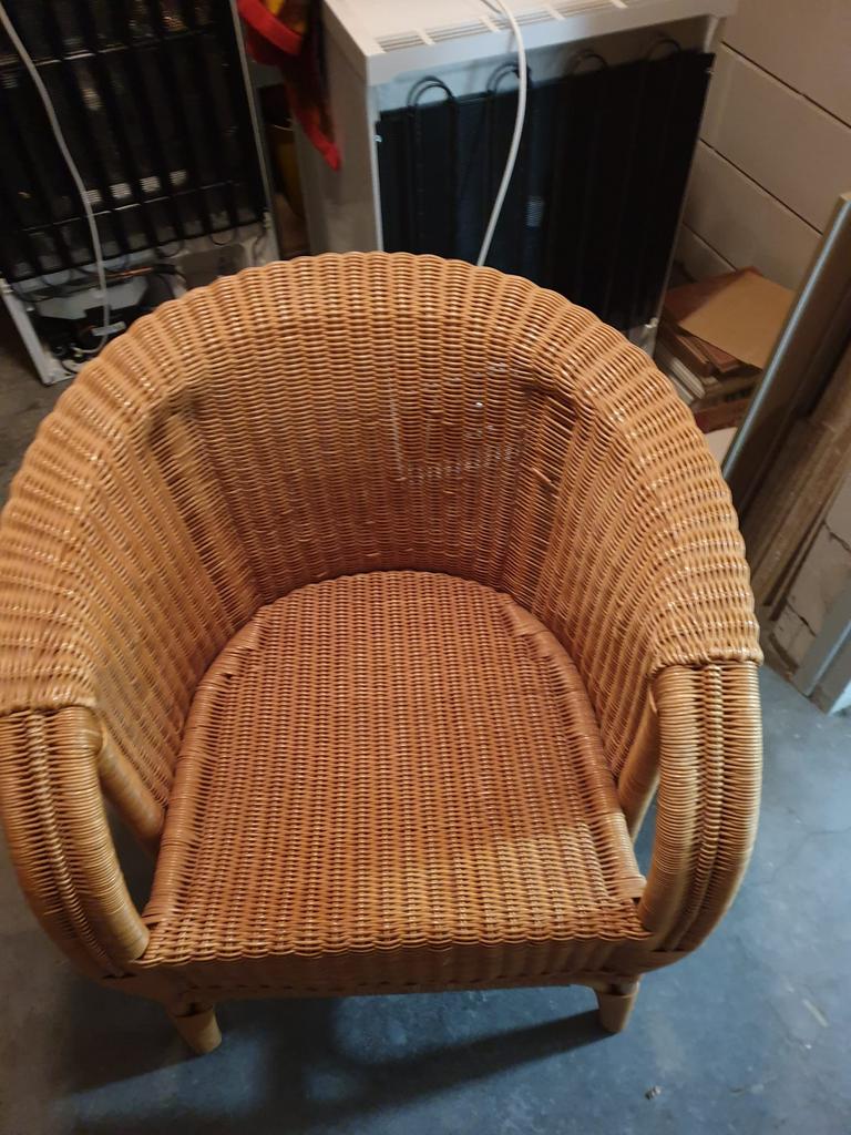 Twee rieten stoelen, Tuin en Terras, Tuinstoelen, Ophalen, Zo goed als nieuw, Rotan