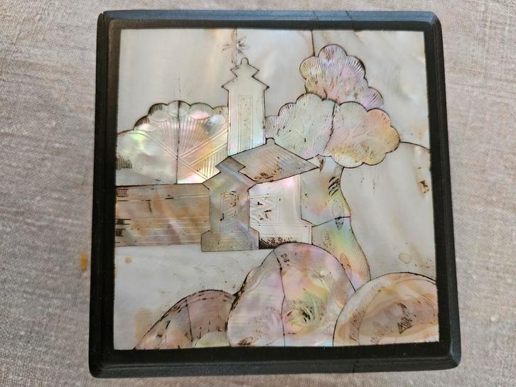 Antiek sier_sieradendoosje met parelmoer inleg, Antiek en Kunst, Antiek | Woonaccessoires, Ophalen of Verzenden