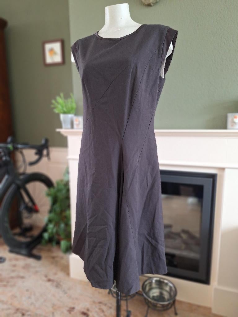 Iro LBD jurk een plaatje zo mooi 42, Bruin, Verzenden, Maat 42/44 (L), Knielengte