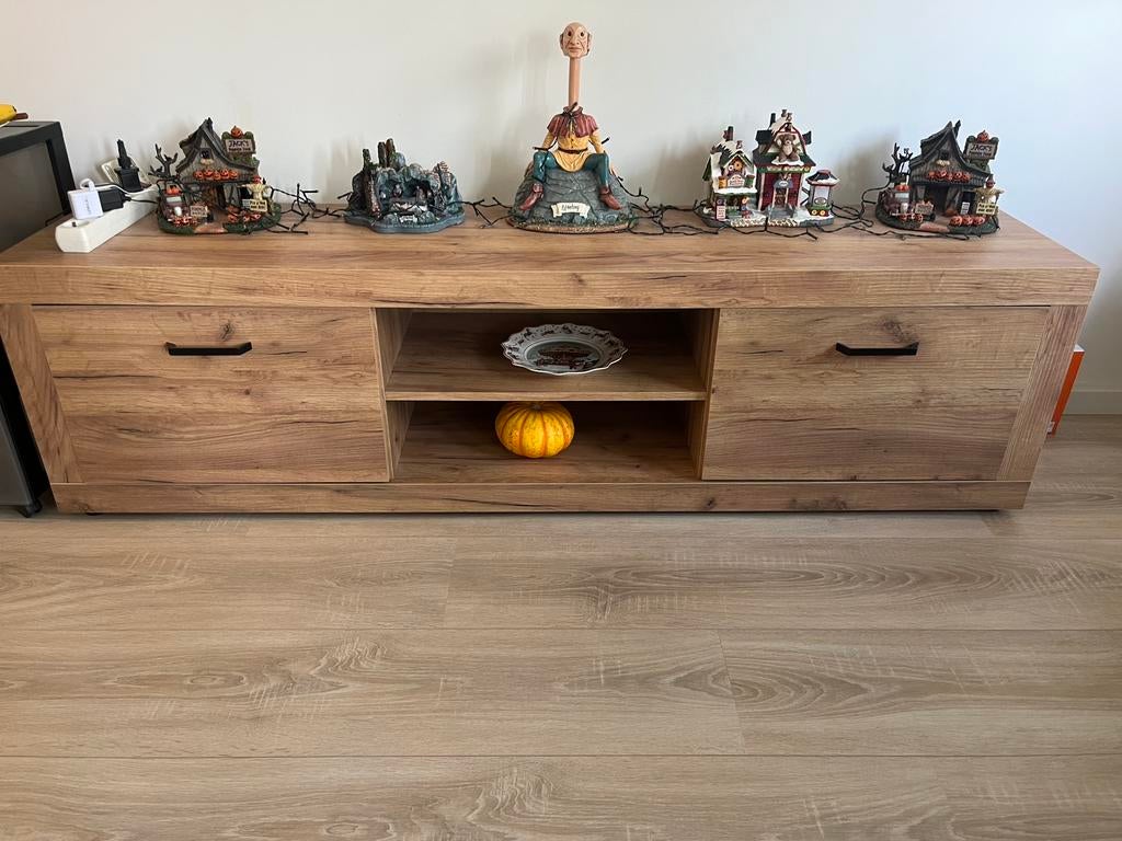 Tv meubel, Huis en Inrichting, Kasten | Televisiemeubels, Ophalen, Overige materialen, 150 tot 200 cm, Zo goed als nieuw