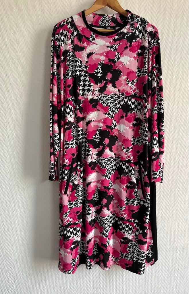 No Secret in maat 54, Ophalen of Verzenden, Nieuw, Roze, Jurk