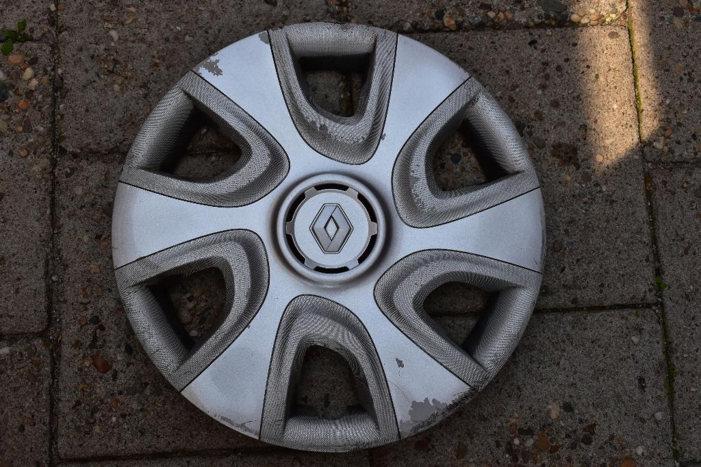 1 losse originele wieldo Renault Clio 15 inch (Model 2), Ophalen of Verzenden, Gebruikt