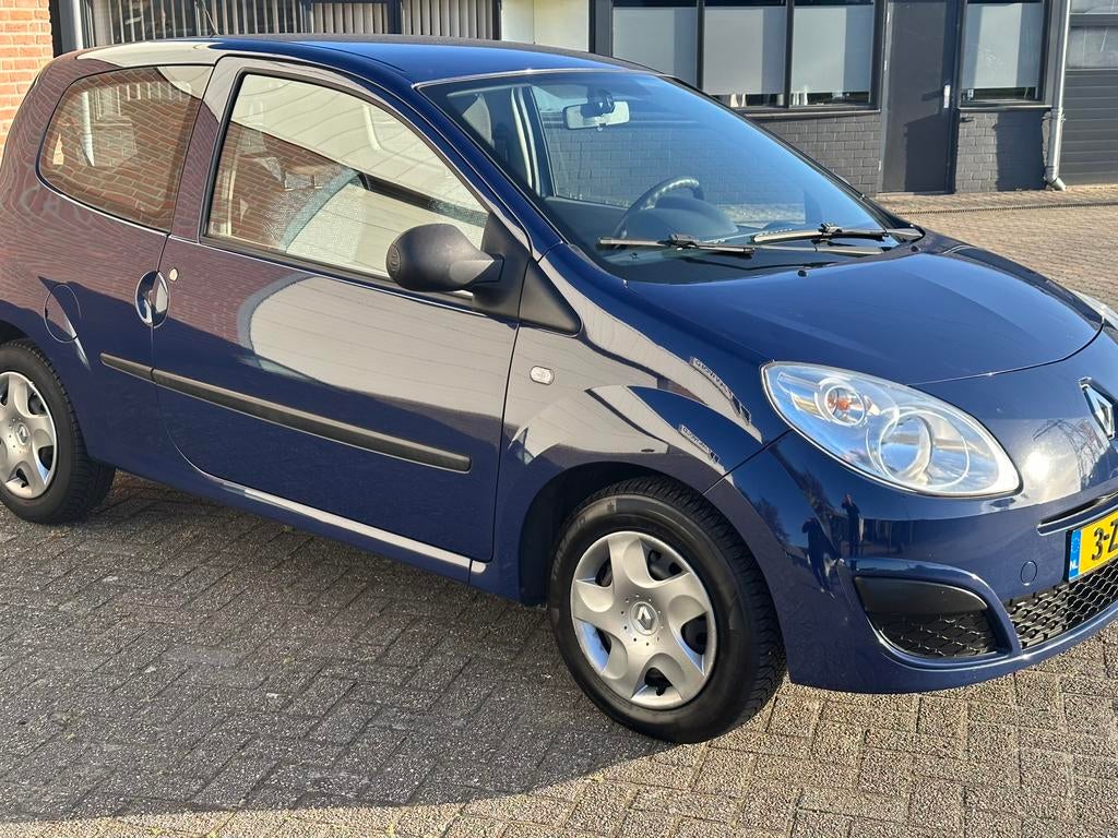Renault Twingo 1.2 (zeer zuining) goed onderhouden +  APK, Voorwielaandrijving, 31 €/maand, 4 cilinders, Blauw