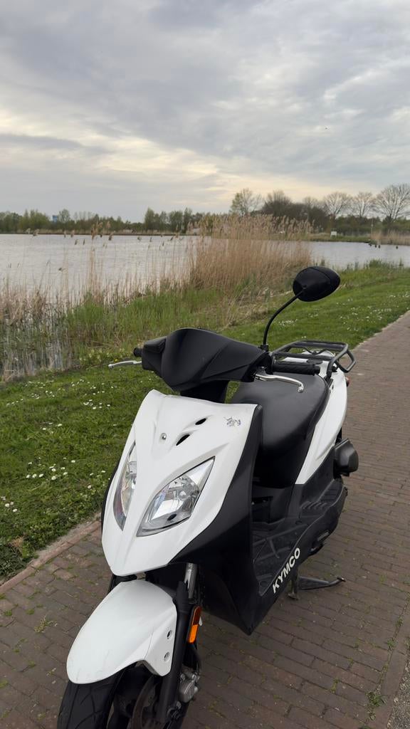 Kymco agility 50, Fietsen en Brommers, Scooters | Kymco, Ophalen, Zo goed als nieuw, Benzine, Agility