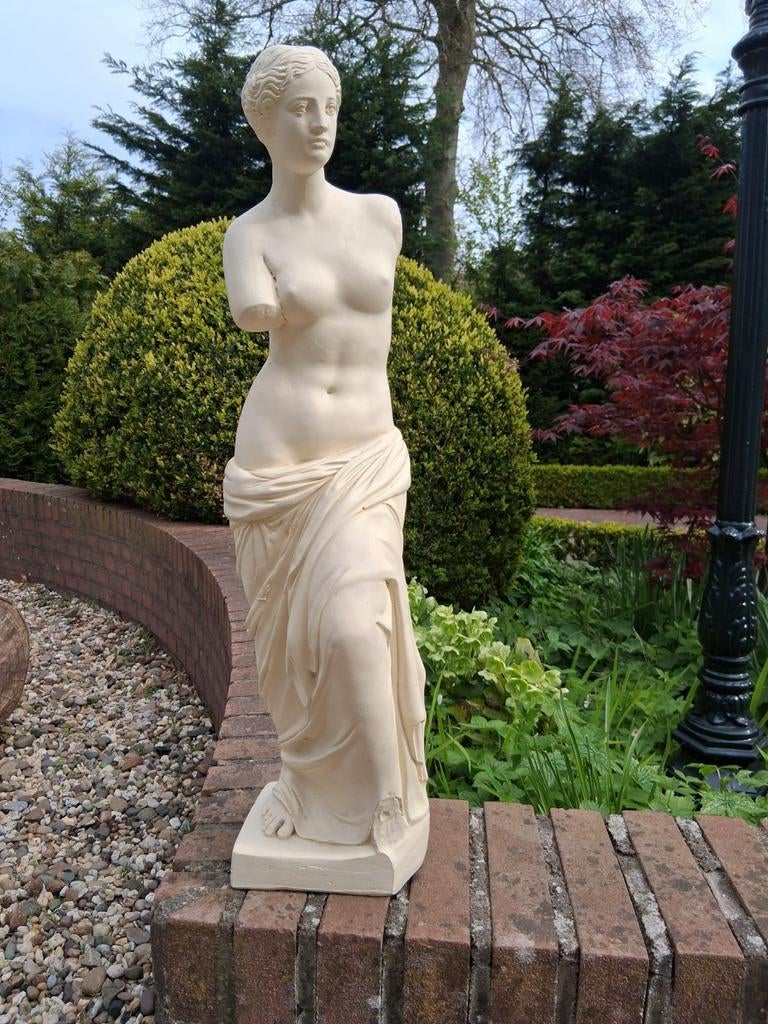 Beeld "Venus van Milo"., Tuin en Terras, Ophalen, Steen