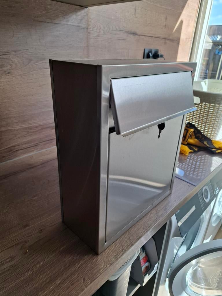 Rvs brievenbus, Tuin en Terras, Ophalen of Verzenden, Zo goed als nieuw, IJzer, Wandbrievenbus