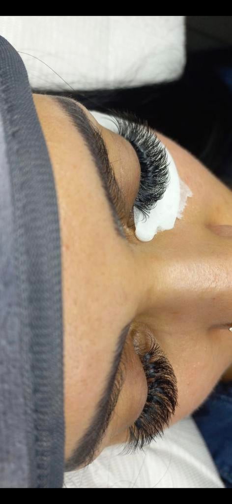 Wimperextensions Russian