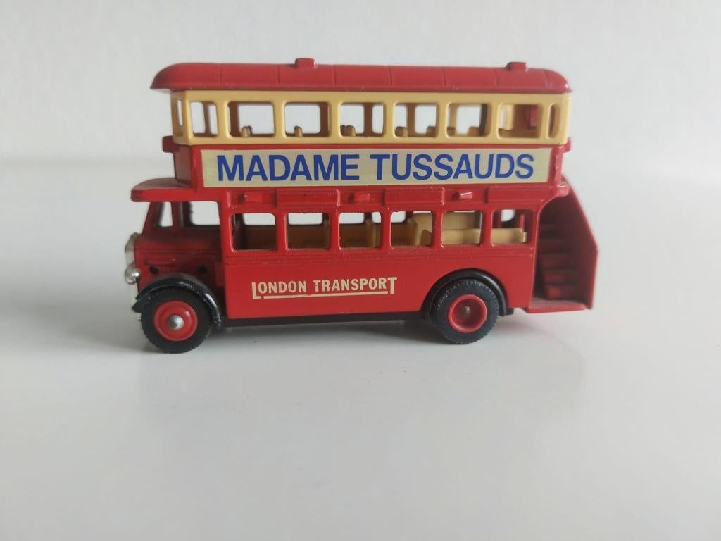 Lledo Engels bus Madame Tussauds, Ophalen of Verzenden, Zo goed als nieuw, Bus of Vrachtwagen, Overige merken