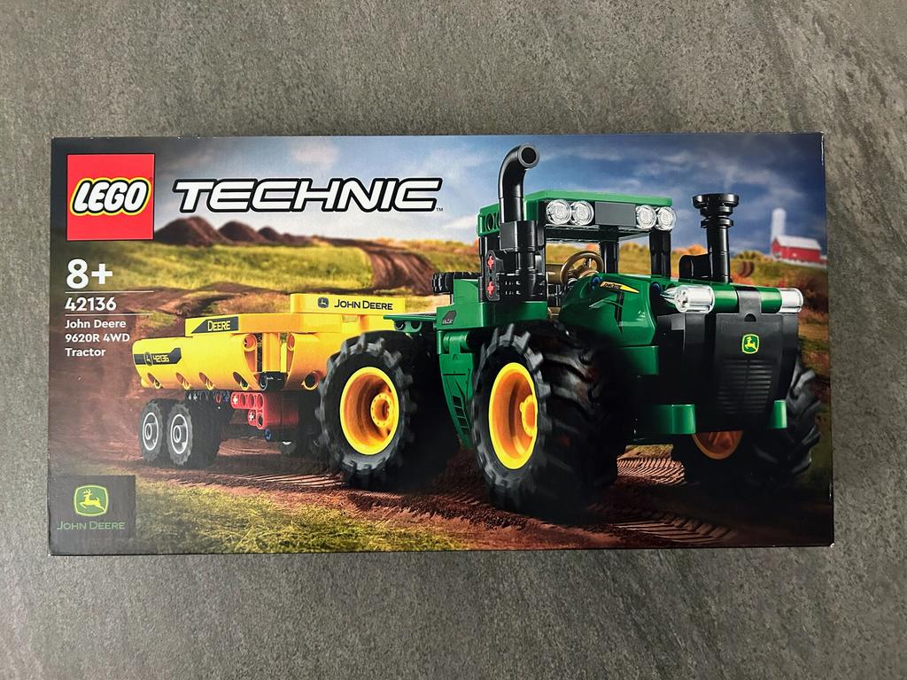 Lego Technic 42136 John Deere 9620R AWD *SEALED*, Kinderen en Baby's, Speelgoed | Duplo en Lego, Nieuw, Ophalen of Verzenden, Technic