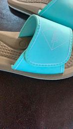 Unisexslippers mt 42 /43, Ophalen of Verzenden, Blauw, Slippers