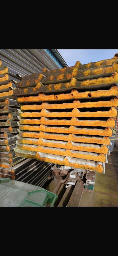 Geïsoleerde dakplaten, Doe-het-zelf en Verbouw, Dakpannen en Dakbedekking, Gebruikt, Overige kleuren, 15 m² of meer, Metaal