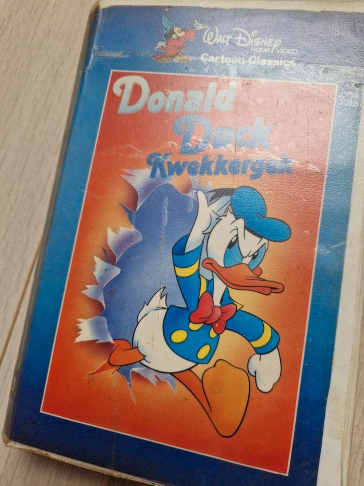 ex rental vhs donald duck kwekkergek happy birthday 1984, Cd's en Dvd's, VHS | Film, Zo goed als nieuw, Alle leeftijden, Ophalen of Verzenden