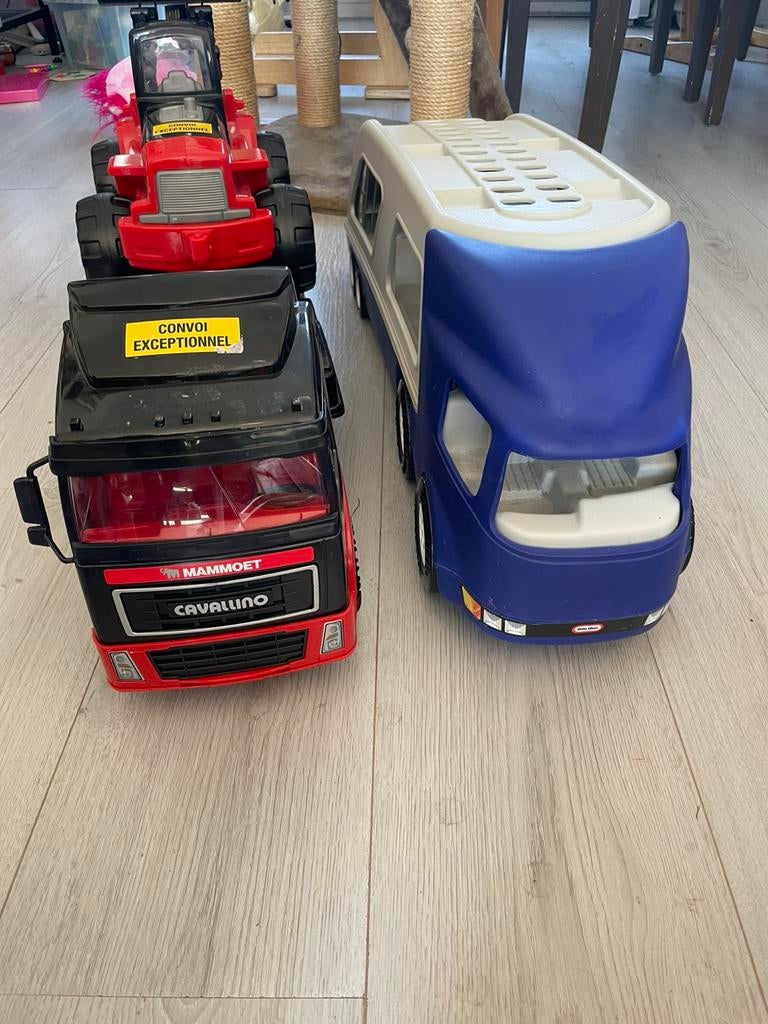 Grote vrachtwagens set, Kinderen en Baby's, Speelgoed | Speelgoedvoertuigen, Ophalen of Verzenden, Zo goed als nieuw