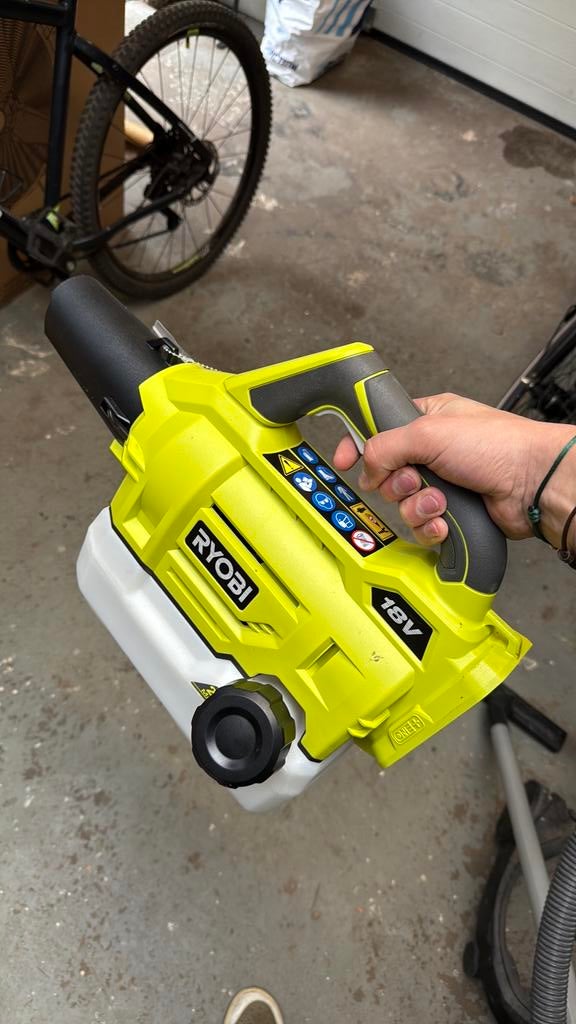 Ryobi Nevelspuiter, Ophalen of Verzenden, Nieuw, Accu, Met regelbare waterdruk