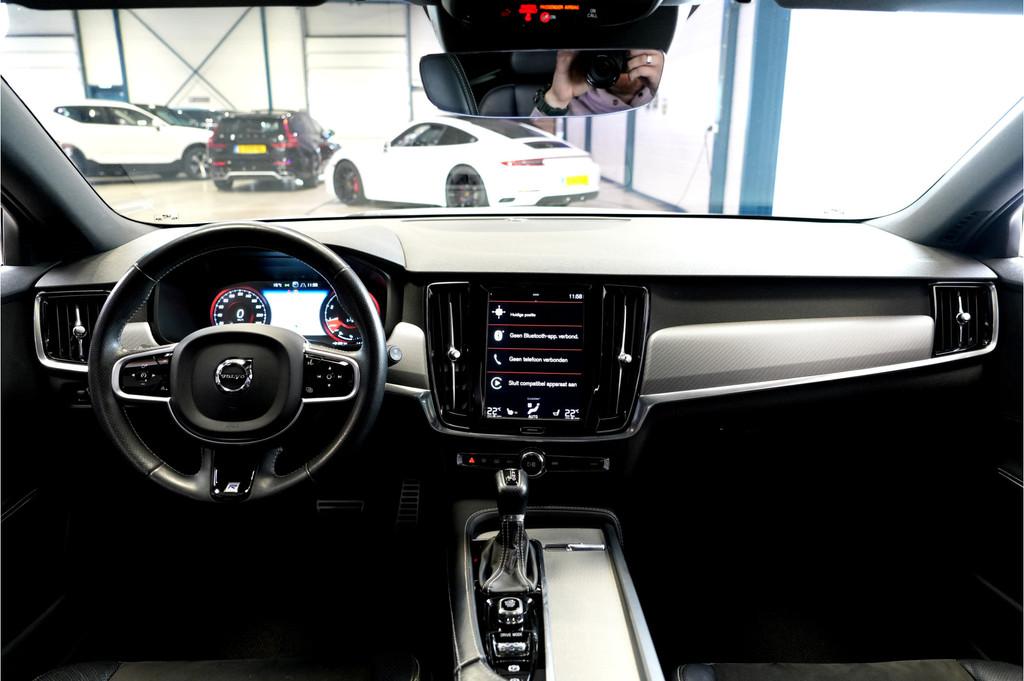 Volvo V90 2.0 T4 140kW/190pk Aut8 R-Design PANORAMADAK + FUL, 14 km/l, 93 €/maand, Geïmporteerd, 750 kg