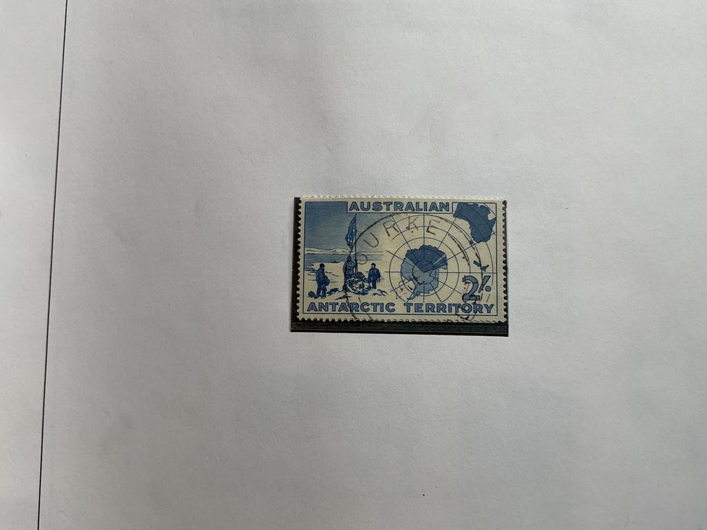 Kleine verzameling Australisch Antarctica op bladen, Ophalen of Verzenden, Buitenland