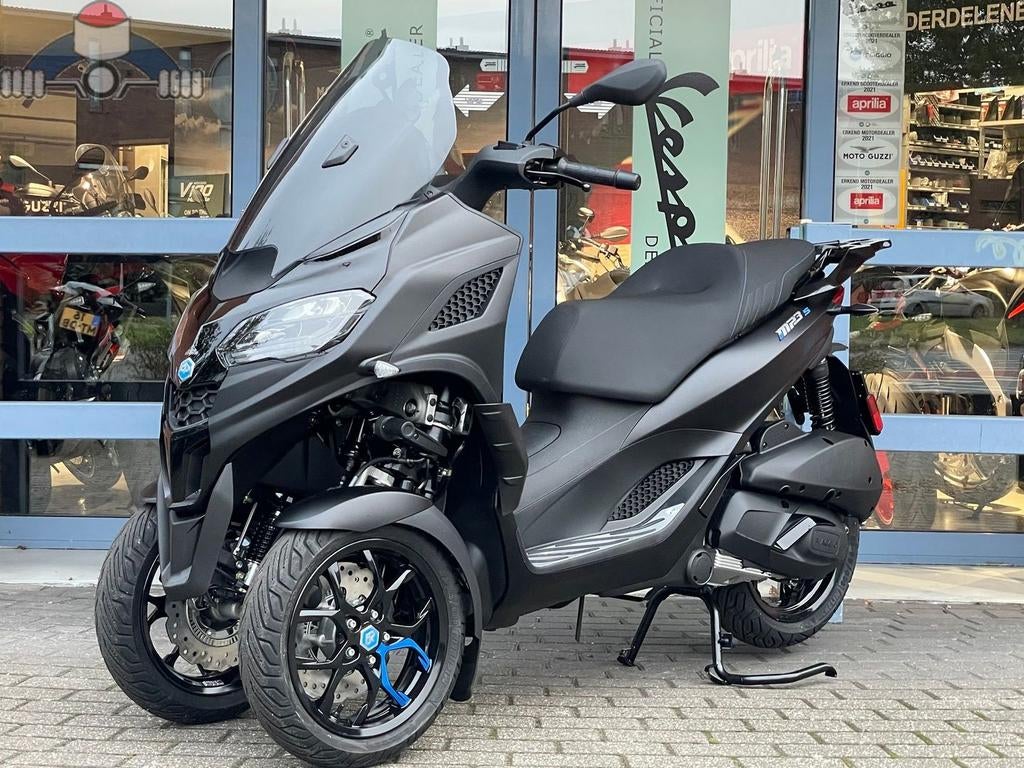 PIAGGIO PIAGGIO MP3 310 HPE SPORT Nero (bj 2026), Scooter, Onbekend, Onbekend, Minimaal motorrijbewijs A2