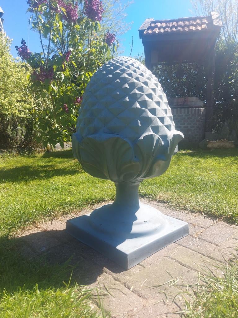 Xxl etalage of tuin beeld dennenappel eikel ca 75 cm hoog, Ophalen, Kunststof