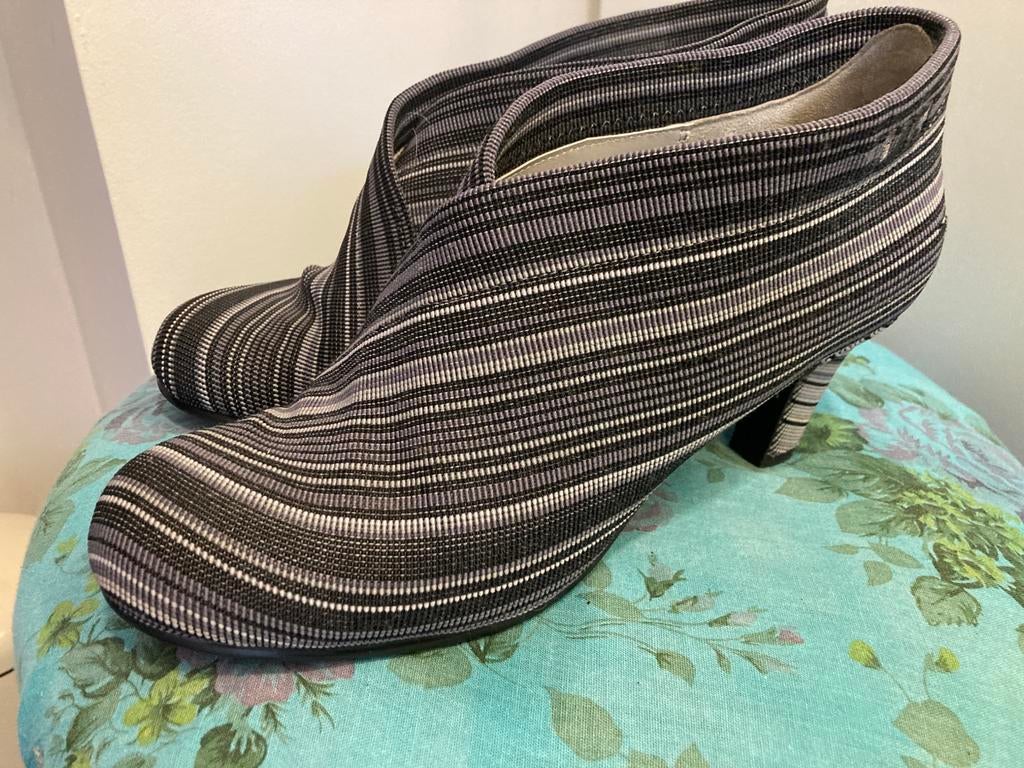 United nude maat 39 enkellaarsjes heel goed, Verzenden, Zo goed als nieuw, Beige