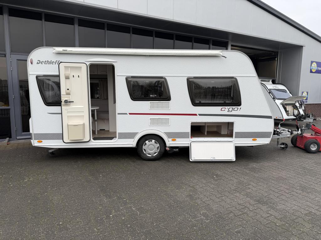 Dethleffs C'Go 475 EL 2 Aparte bedden + Zit 1300Kg Bj 2016, Caravans en Kamperen, Caravans, Lengtebed, Bedrijf, Treinzit, Tot en met 3