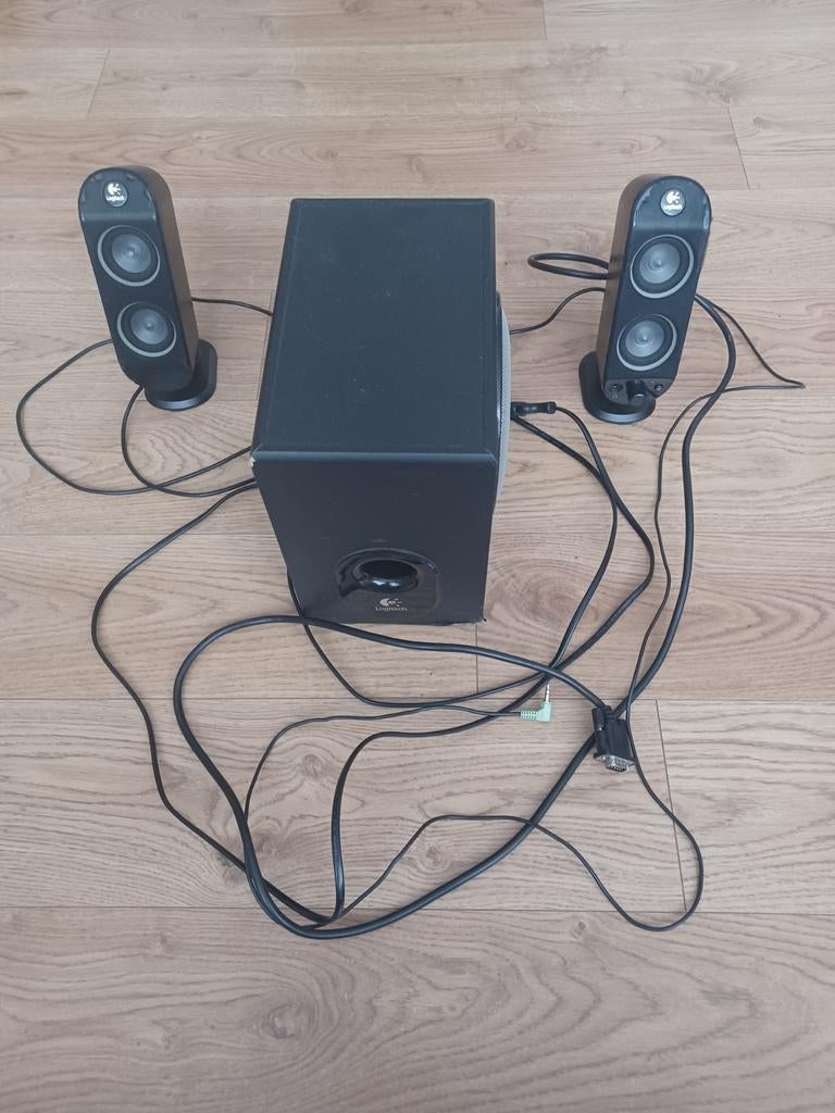 Logitech X-230 2.1 pc speakerset, Computers en Software, Pc speakers, Ophalen of Verzenden, Gebruikt