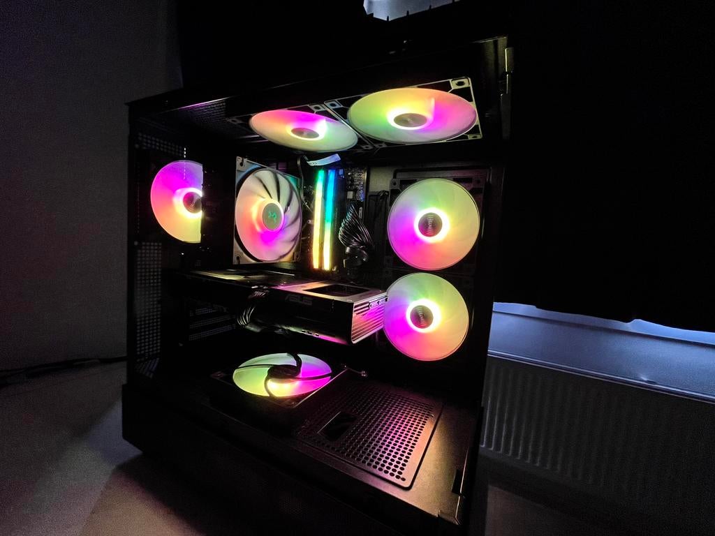 Gaming PC RTX 5070 | Ryzen 5 9600X | 32GB DDR5, Ophalen, Overige genres, Virtual Reality, Zo goed als nieuw