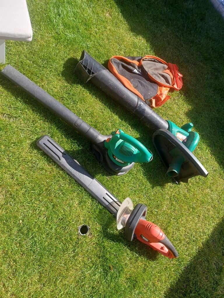 Black&Decker Bladblazer, bladzuiger en heggenschaar, Ophalen, Gebruikt, Met opvangzak, Handgedragen