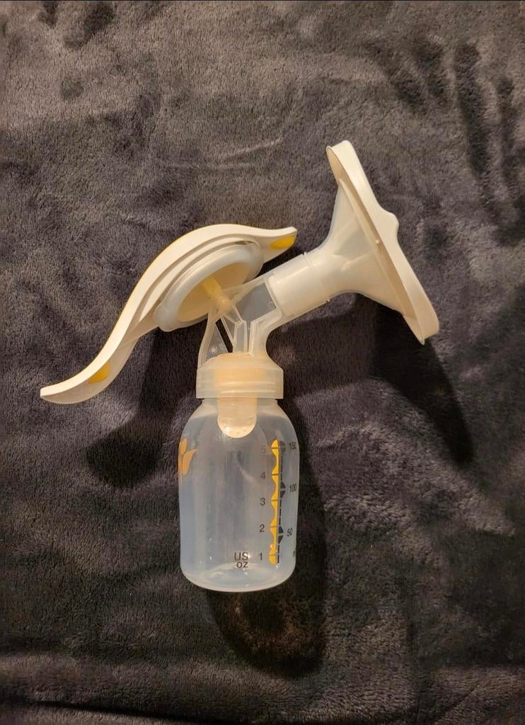 Medela Essentials Handkolf met Borstschild 24 mm, Ophalen of Verzenden