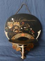 Victoriaanse waaiervormige papier mache wand etagere h. 33,4, Antiek en Kunst, Ophalen of Verzenden