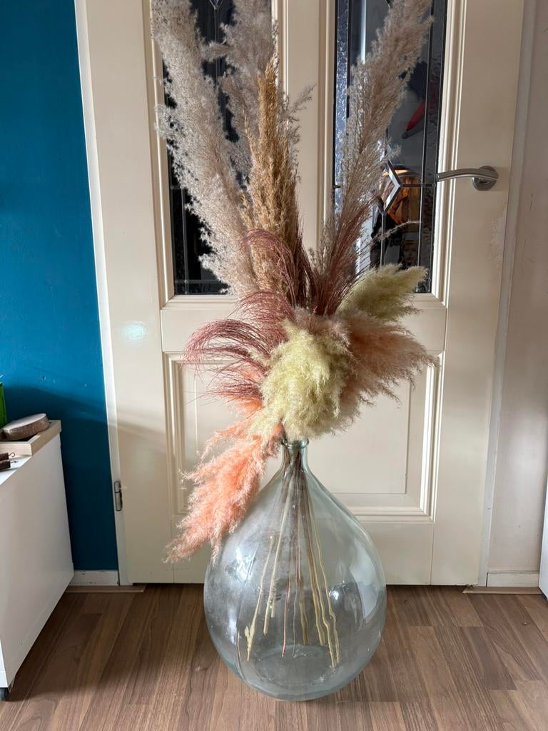 Grote vaas met pluimen, Ophalen, Zo goed als nieuw