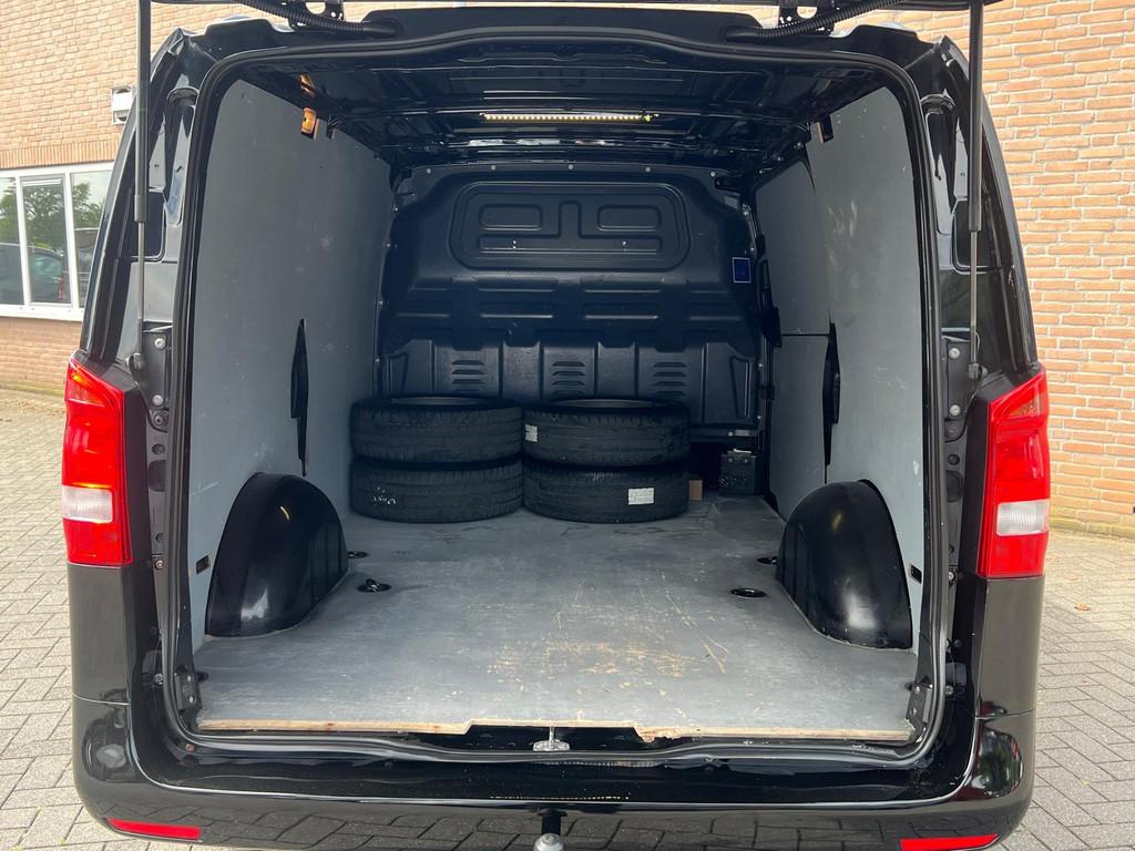 Mercedes-Benz Vito 111CDI Lang / Cruisecontrol / Trekhaak /, Stof, Gebruikt, 4 cilinders, 116 pk