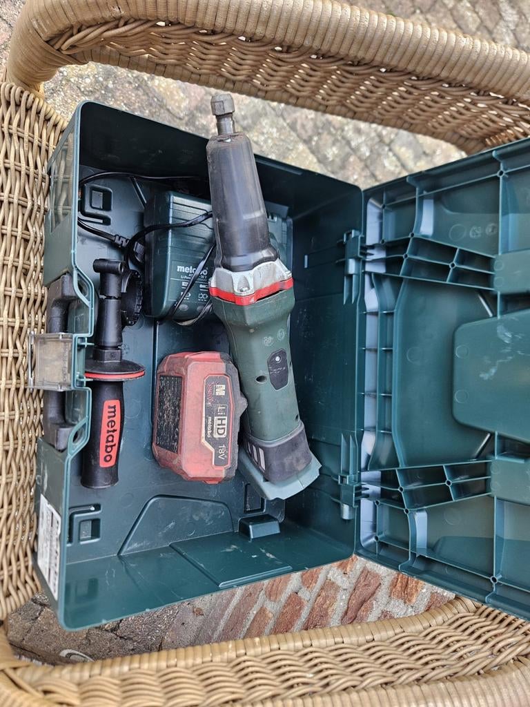 Metabo stiftslijper GA 18 LTX G, Ophalen
