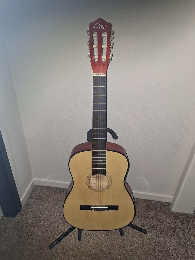 gitaar met stander, Ophalen of Verzenden, Klassieke of Spaanse gitaar