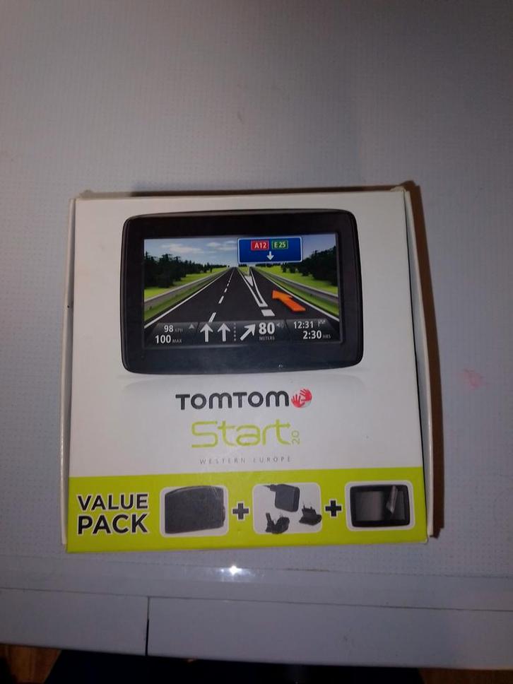 TomTom Start 20 Value Pack met complete accessoires, Auto diversen, Autonavigatie, Zo goed als nieuw, Ophalen