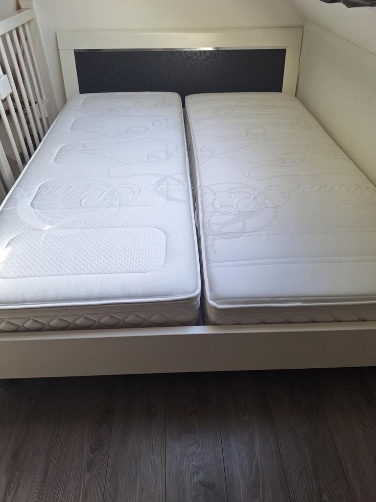 2 persoonsbed, Huis en Inrichting, Slaapkamer | Bedden, Ophalen, Gebruikt, Wit, Tweepersoons