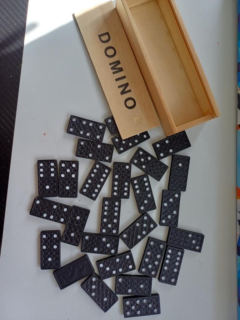 Domino, Ophalen of Verzenden, Zo goed als nieuw