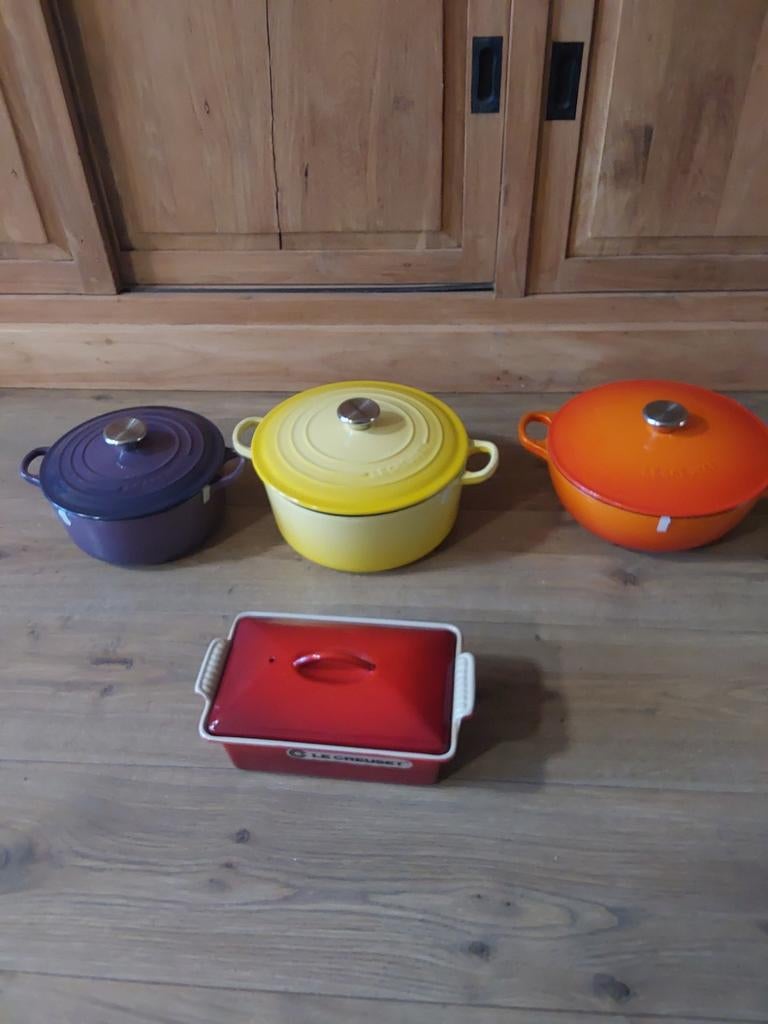 Le Creuset pannenset en patévorm - Zo goed als nieuw, Ophalen, Zo goed als nieuw, Gietijzer, Pannenset