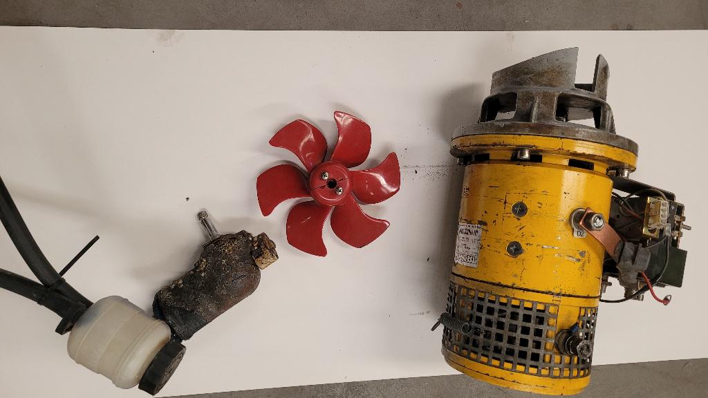 Vetus Boegschroef – Krachtige Elektrische Motor – 12V/24V, Ophalen, Gebruikt, Motor en Techniek, Zeilboot of Motorboot
