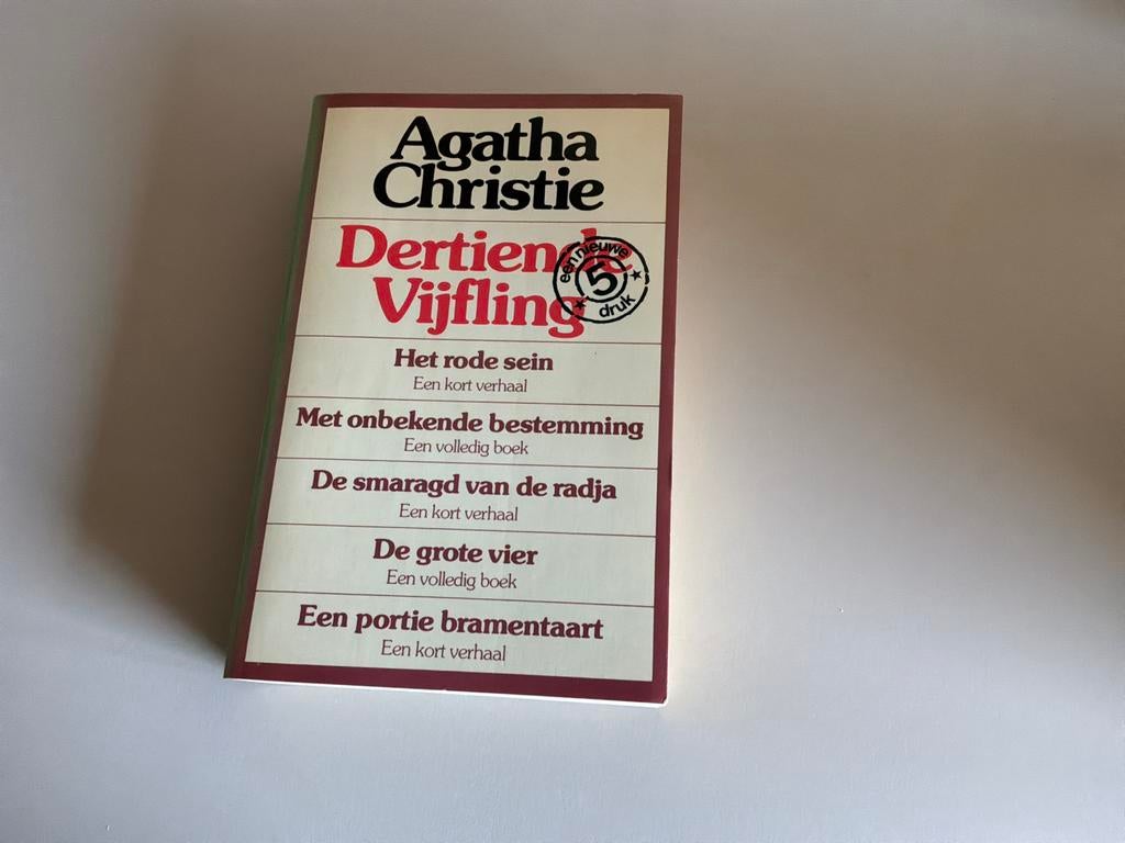 Agatha Christie - Dertiende Vijfling (2e druk), Ophalen of Verzenden, Gelezen
