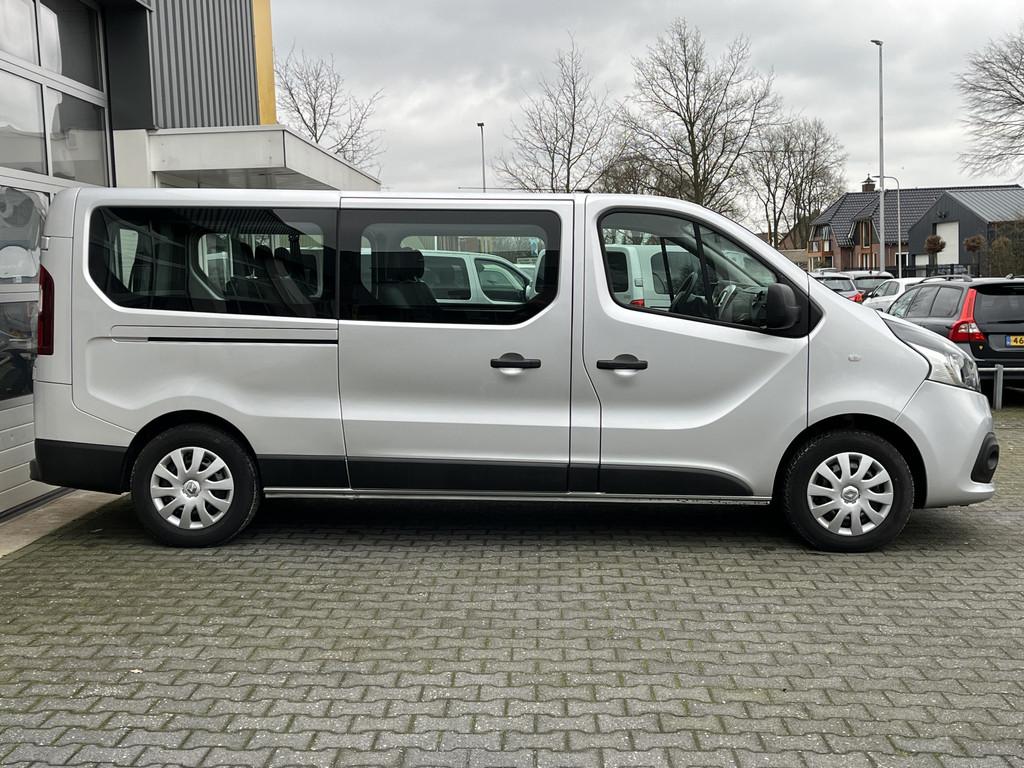 Renault Trafic Passenger 1.6 dCi BTW / BPM vrij Marge 9 pers, Auto's, Voorwielaandrijving, Stof, Gebruikt, 2000 kg