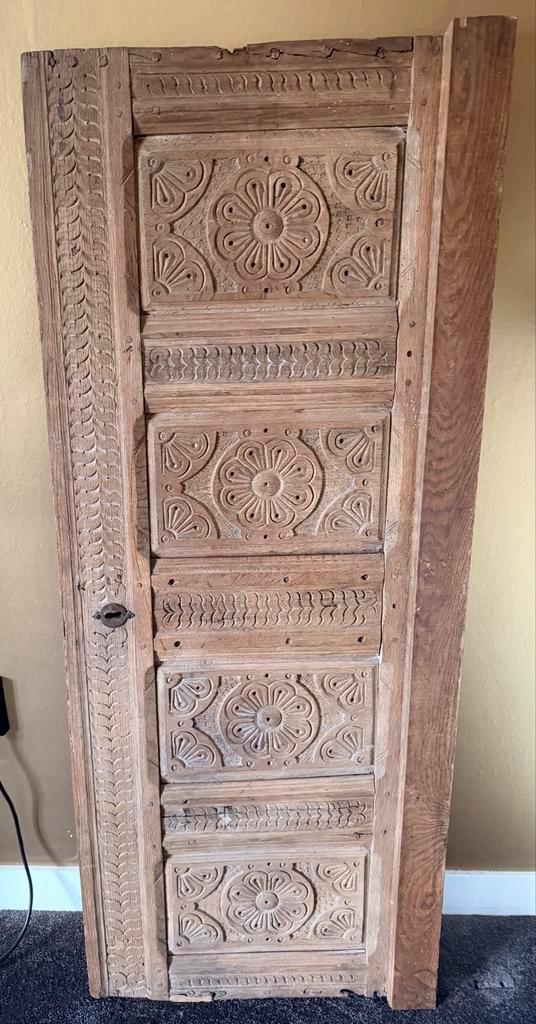 Antieke handgemaakte houten deur met houtsnijwerk, Antiek en Kunst, Antiek | Woonaccessoires, Ophalen