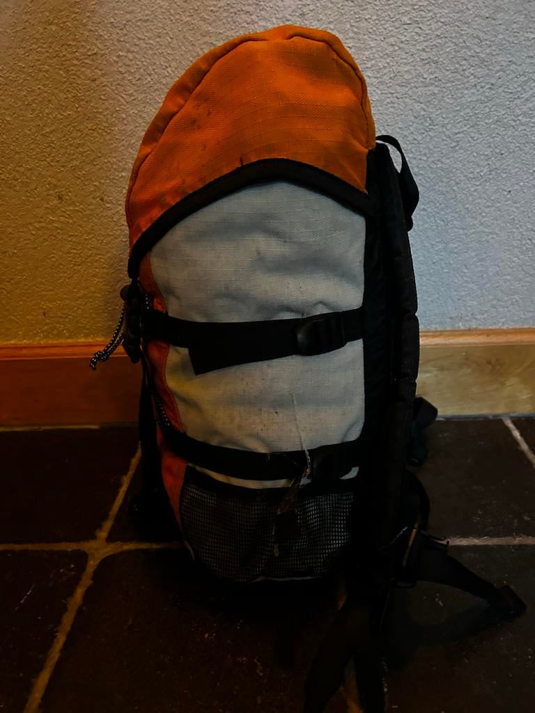 Kleine rugzak voor kinderen of als daypack - 40x25x18cm, Sieraden, Tassen en Uiterlijk, Tassen | Rugtassen, Gebruikt, 25 tot 40 cm
