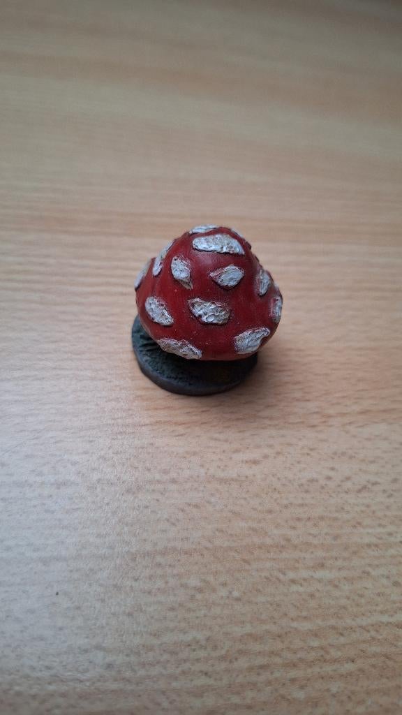 Miniatuur paddenstoel Efteling, Verzamelen, Efteling, Ophalen of Verzenden, Gebruikt, Beeldje of Poppetje